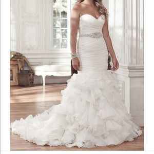 New Maggie Sottero Wedding Dress Style:Divina